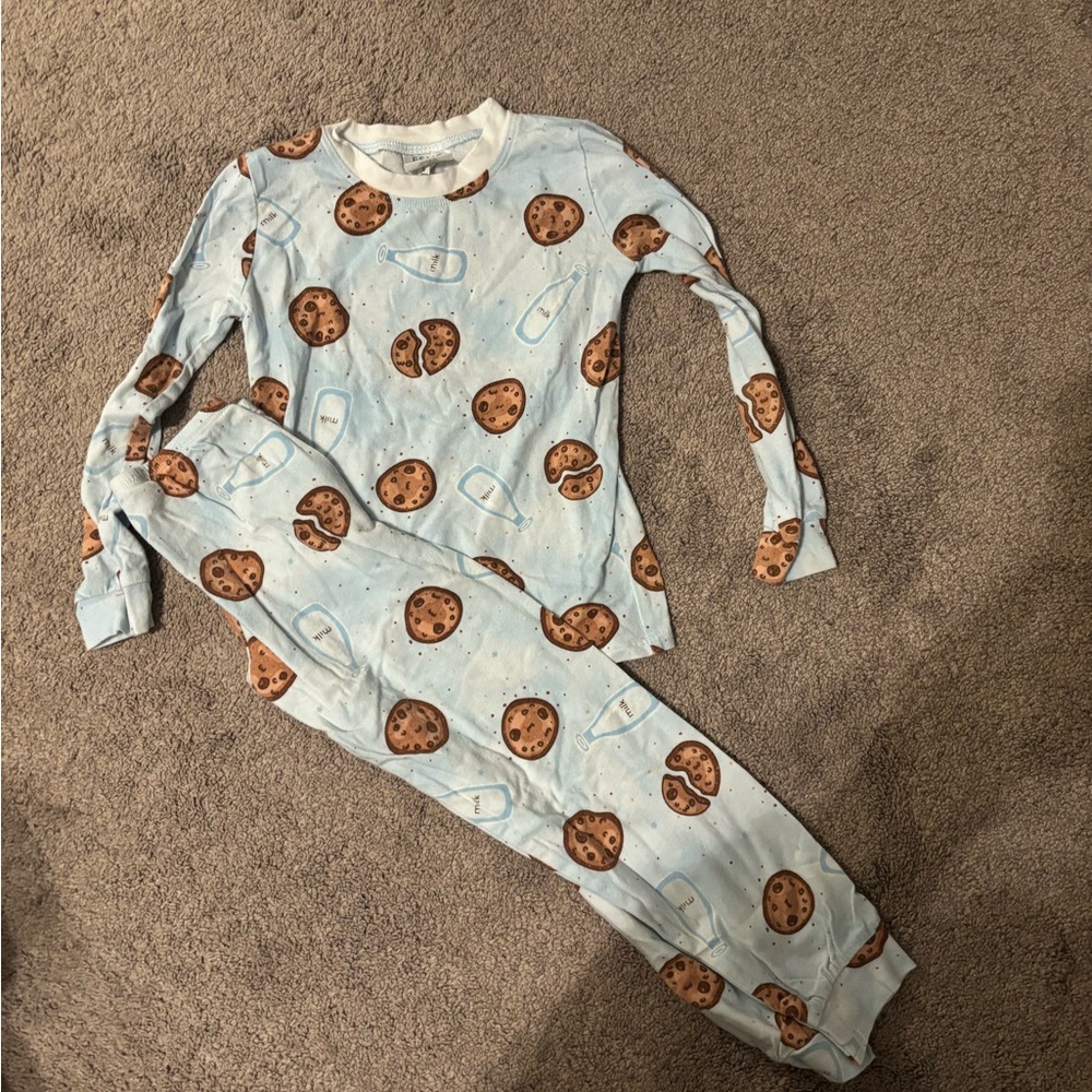 Esme Milk and Cookies Print Kids Pajamas size 6